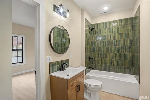 Tiny photo for 124 S 7th Street, Lafayette, IN 47901 (MLS # 202543486)