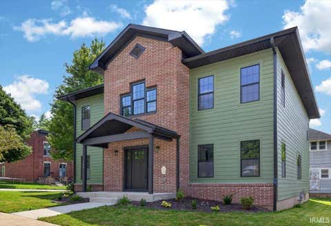 Tiny photo for 124 S 7th Street, Lafayette, IN 47901 (MLS # 202543486)
