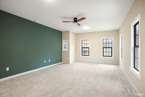 Tiny photo for 124 S 7th Street, Lafayette, IN 47901 (MLS # 202543486)