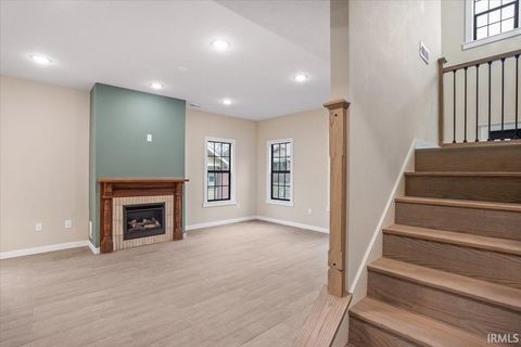 Tiny photo for 124 S 7th Street, Lafayette, IN 47901 (MLS # 202543486)