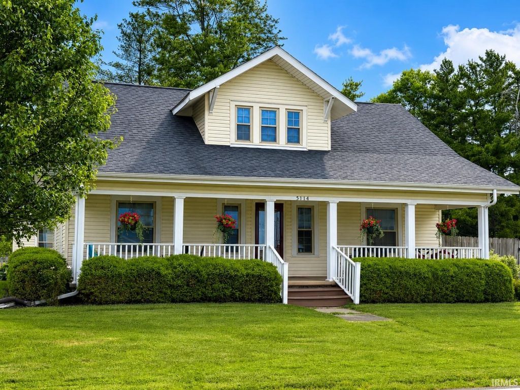 Photo of 5114 Frances Slocum Trail, Marion, IN 46952 (MLS # 202619698)