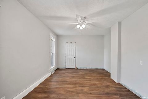 Tiny photo for 2514 E Eldridge Street, Star City, IN 46985 (MLS # 202545139)