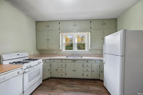 Tiny photo for 2514 E Eldridge Street, Star City, IN 46985 (MLS # 202545139)