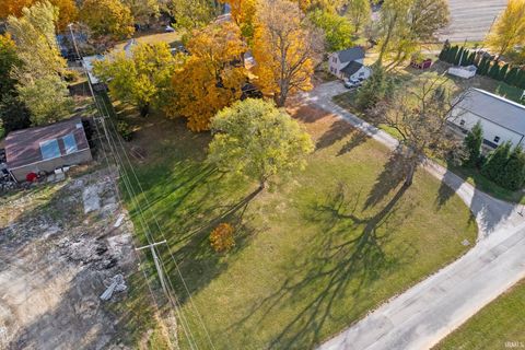 Tiny photo for 2514 E Eldridge Street, Star City, IN 46985 (MLS # 202545139)