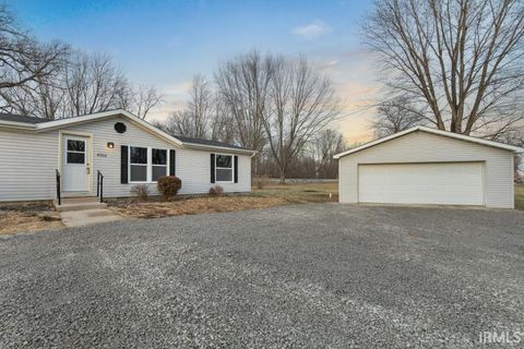 Tiny photo for 4700 Pottawatomie Road, Logansport, IN 46947 (MLS # 202549334)