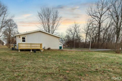 Tiny photo for 4700 Pottawatomie Road, Logansport, IN 46947 (MLS # 202549334)