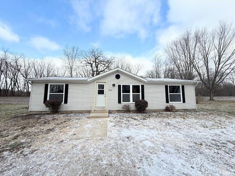 Photo of 4700 Pottawatomie Road, Logansport, IN 46947 (MLS # 202549334)
