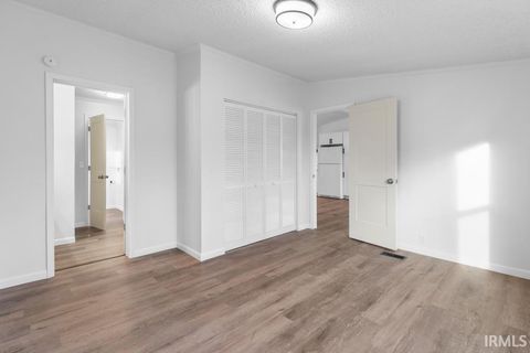 Tiny photo for 4700 Pottawatomie Road, Logansport, IN 46947 (MLS # 202549334)