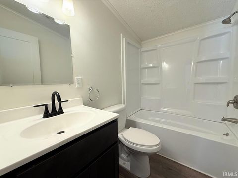 Tiny photo for 4700 Pottawatomie Road, Logansport, IN 46947 (MLS # 202549334)