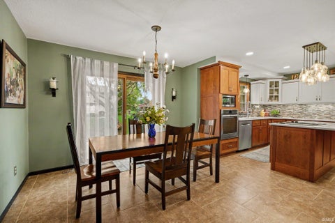 Tiny photo for 3803 Bent Oak Trail, Elkhart, IN 46517 (MLS # 202640805)
