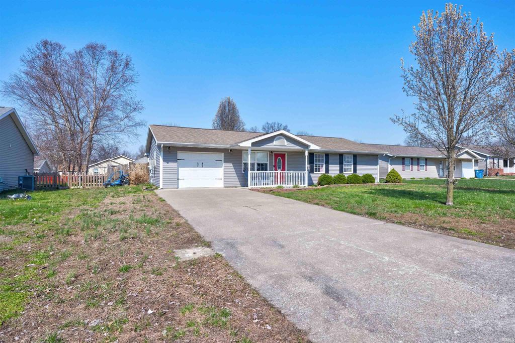 Photo of 325 Carrie Cove, Chandler, IN 47610 (MLS # 202609641)