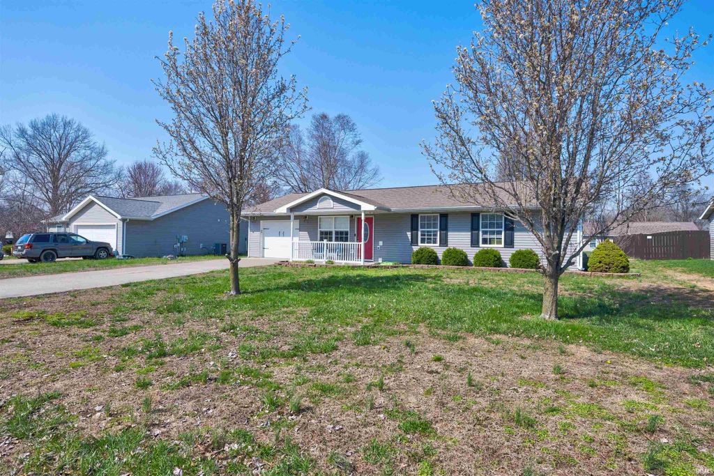 Photo of 325 Carrie Cove, Chandler, IN 47610 (MLS # 202609641)