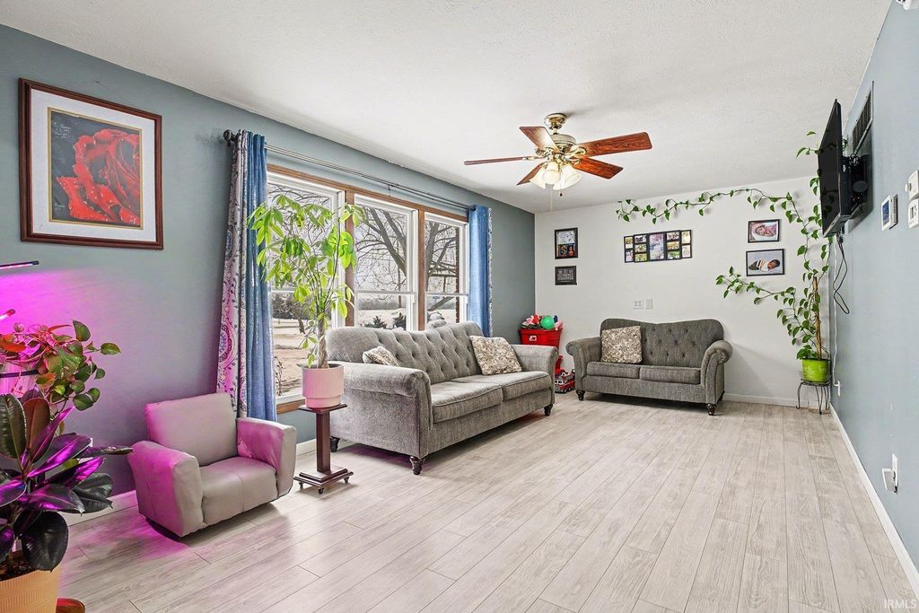 Photo of 18197 County Road 40 Road, Goshen, IN 46526 (MLS # 202603821)