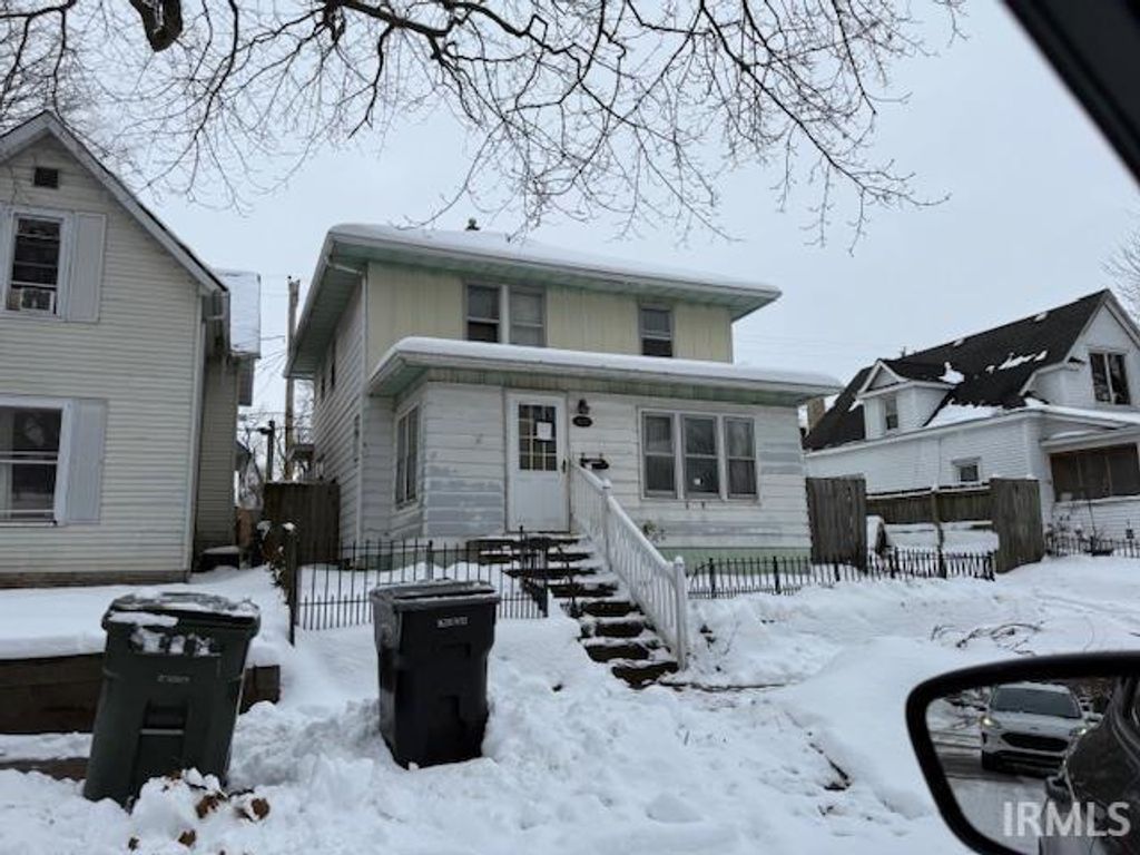 Photo of 922 Milton Street, South Bend, IN 46613 (MLS # 202604647)