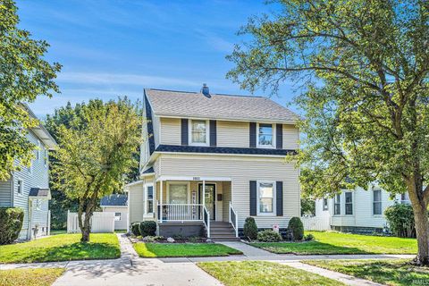 Photo of 1021 Strong Avenue, Elkhart, IN 46514 (MLS # 202543534)