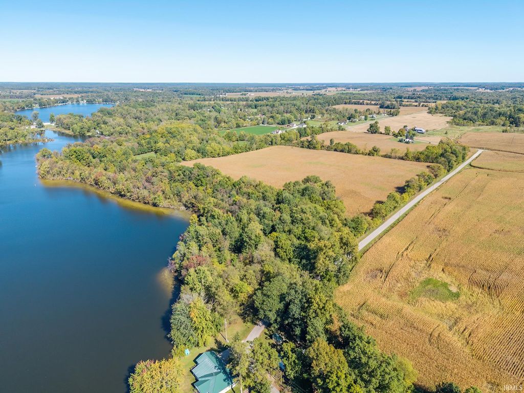 Photo of 2140 S 500 E, Lagrange, IN 46761 (MLS # 202543954)