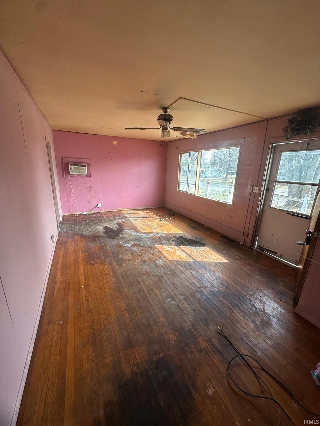 Photo of 414 Hughes Street, Crawfordsville, IN 47933 (MLS # 202609299)