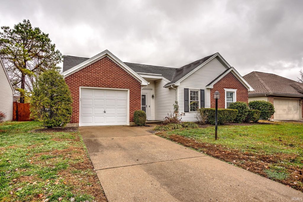 Photo of 3305 N Stockwell Road, Evansville, IN 47715 (MLS # 202547458)