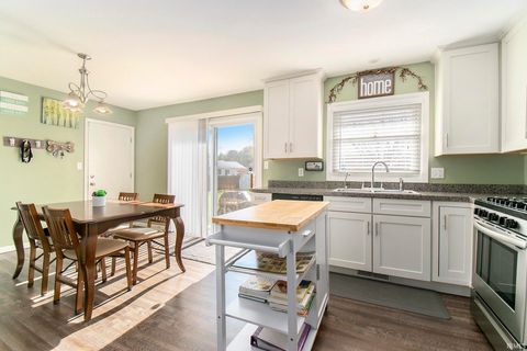 Tiny photo for 10370 Glen Lee Trail, Granger, IN 46530 (MLS # 202622026)