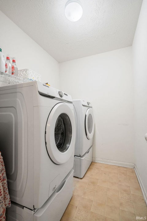 Tiny photo for 940 ZARTMAN Road, Kokomo, IN 46902 (MLS # 202633487)