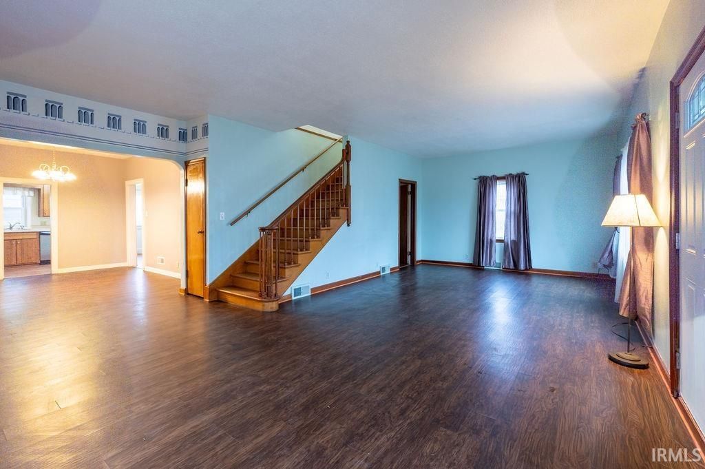 Photo of 204 N Front Street, North Manchester, IN 46962 (MLS # 202549703)