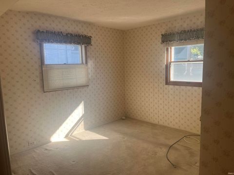 Tiny photo for 1012 Columbus Boulevard, Kokomo, IN 46901 (MLS # 202541059)