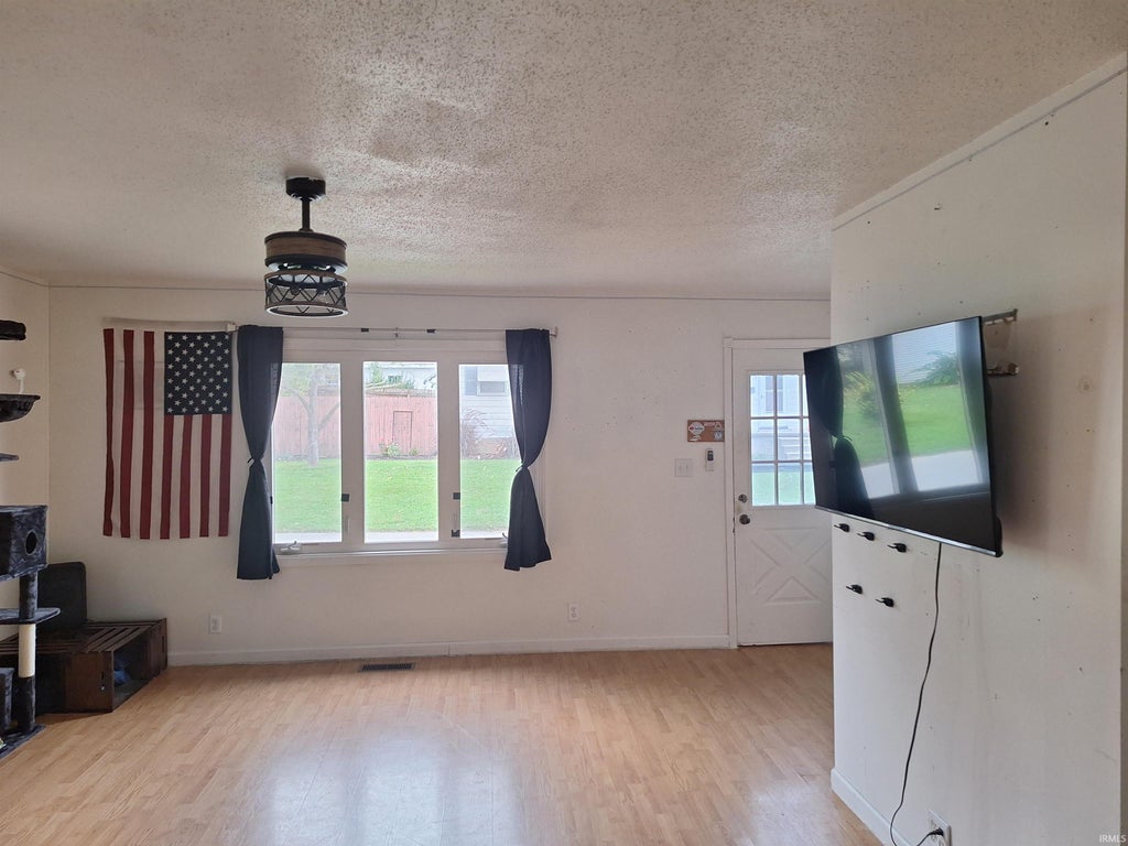 Photo of 443 Zahn Street, Huntington, IN 46750 (MLS # 202642487)