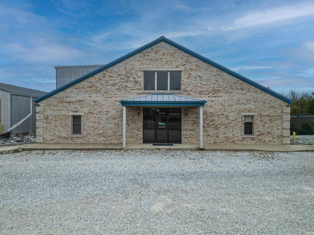Photo of 1771 1775 E Us 50 Highway, Bedford, IN 47421 (MLS # 202546167)
