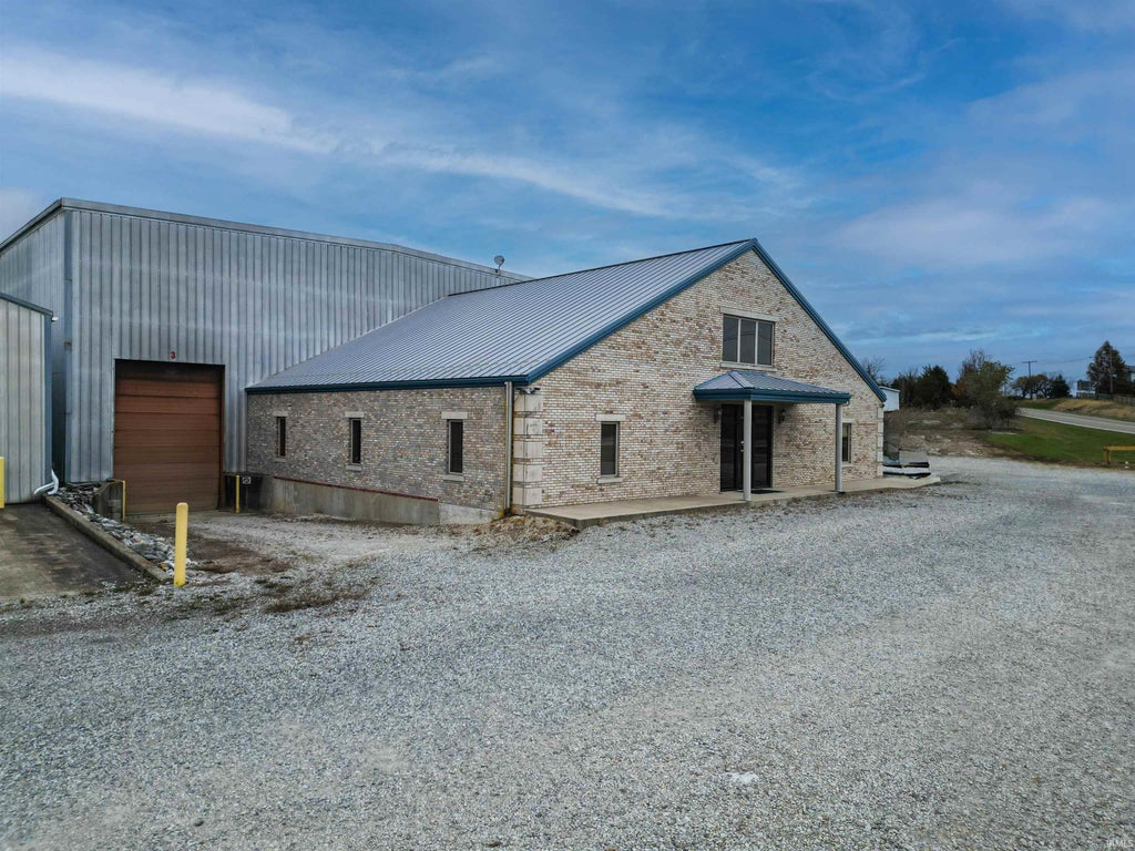 Photo of 1771 1775 E Us 50 Highway, Bedford, IN 47421 (MLS # 202546167)