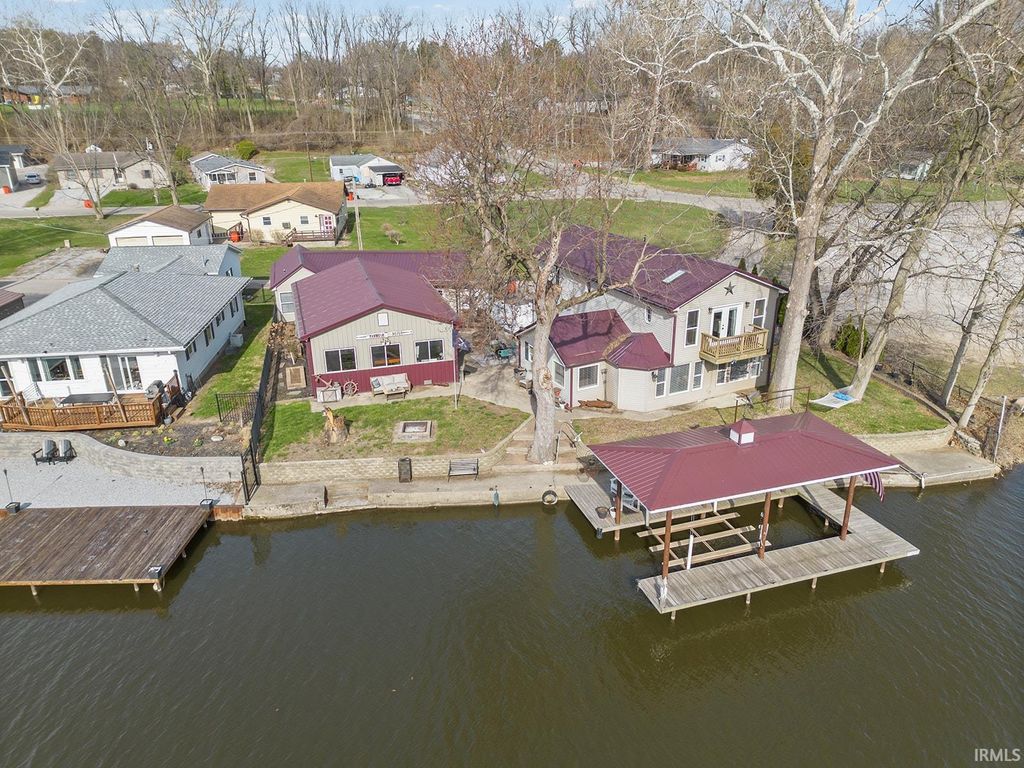 Photo of 725 Bluewater Drive, Monticello, IN 47960 (MLS # 202610124)