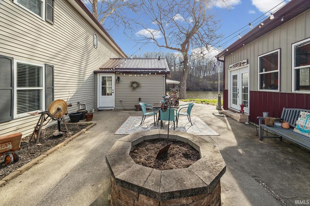 Photo of 725 Bluewater Drive, Monticello, IN 47960 (MLS # 202610124)