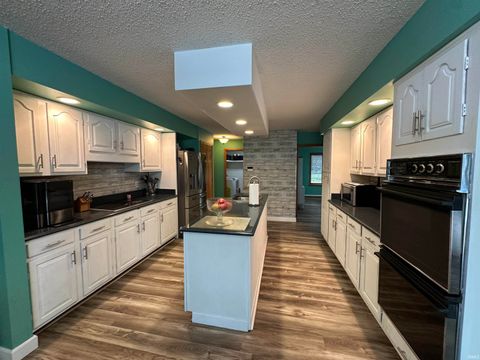 Tiny photo for 1701 Fairway Drive, Kokomo, IN 46901 (MLS # 202525040)