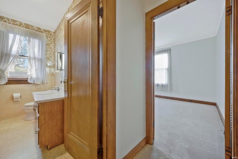 Tiny photo for 4515 Covert Avenue, Evansville, IN 47714 (MLS # 202638031)