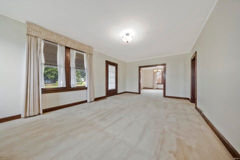 Tiny photo for 4515 Covert Avenue, Evansville, IN 47714 (MLS # 202638031)
