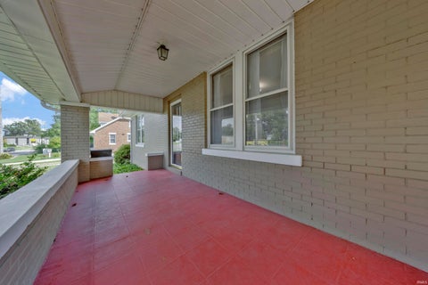 Tiny photo for 4515 Covert Avenue, Evansville, IN 47714 (MLS # 202638031)