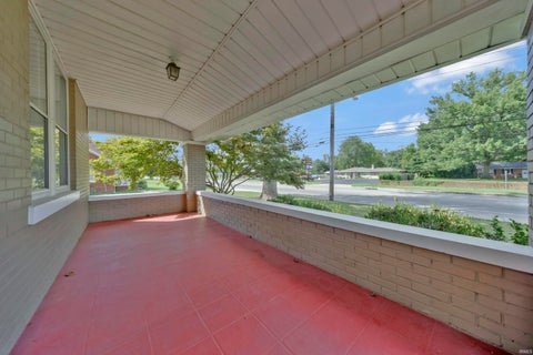 Tiny photo for 4515 Covert Avenue, Evansville, IN 47714 (MLS # 202638031)