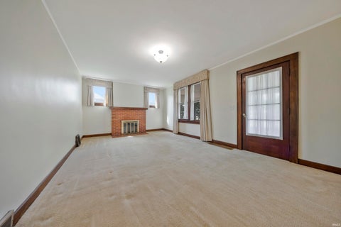 Tiny photo for 4515 Covert Avenue, Evansville, IN 47714 (MLS # 202638031)