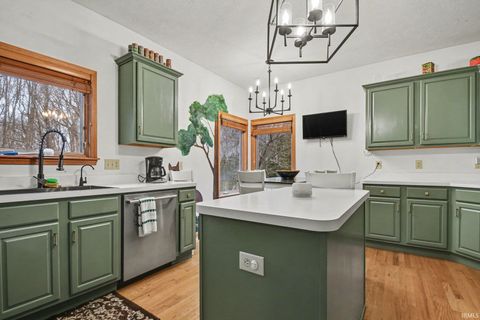 Tiny photo for 51823 westwood Forest Drive, South Bend, IN 46628 (MLS # 202605656)