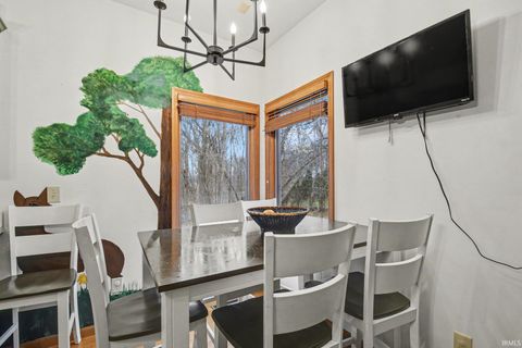 Tiny photo for 51823 westwood Forest Drive, South Bend, IN 46628 (MLS # 202605656)