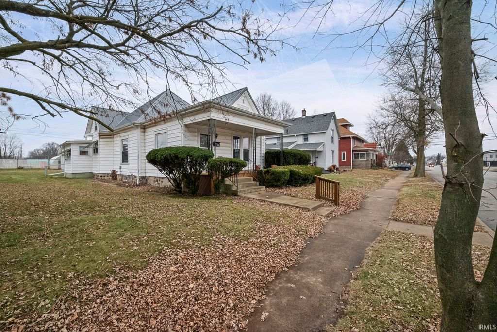Photo of 614 N Illinois Street, Monticello, IN 47960 (MLS # 202601323)