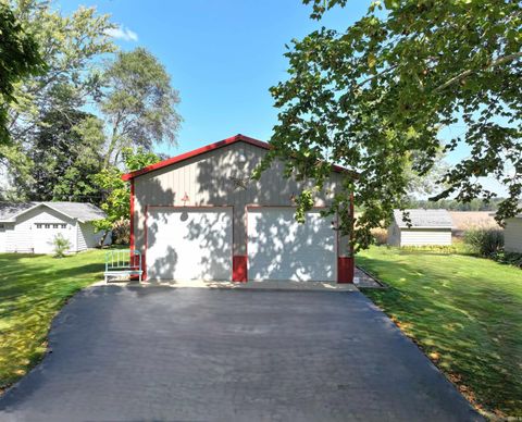 Tiny photo for 11295 W Lakeshore Drive, Kewanna, IN 46939 (MLS # 202539664)