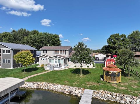 Tiny photo for 11295 W Lakeshore Drive, Kewanna, IN 46939 (MLS # 202539664)