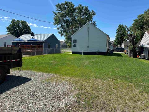 Tiny photo for 1012 E Elm Street, Kokomo, IN 46901 (MLS # 202624743)