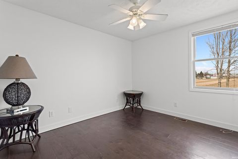 Tiny photo for 3475 S 400 E, Kokomo, IN 46902 (MLS # 202609555)