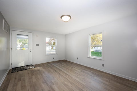Tiny photo for 562 E Franklin Street, Berne, IN 46711 (MLS # 202643826)