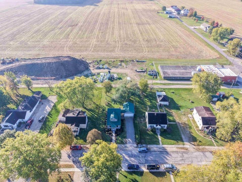 Tiny photo for 562 E Franklin Street, Berne, IN 46711 (MLS # 202643826)