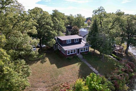 Tiny photo for 2024 White Creek Drive, Rochester, IN 46975 (MLS # 202541511)
