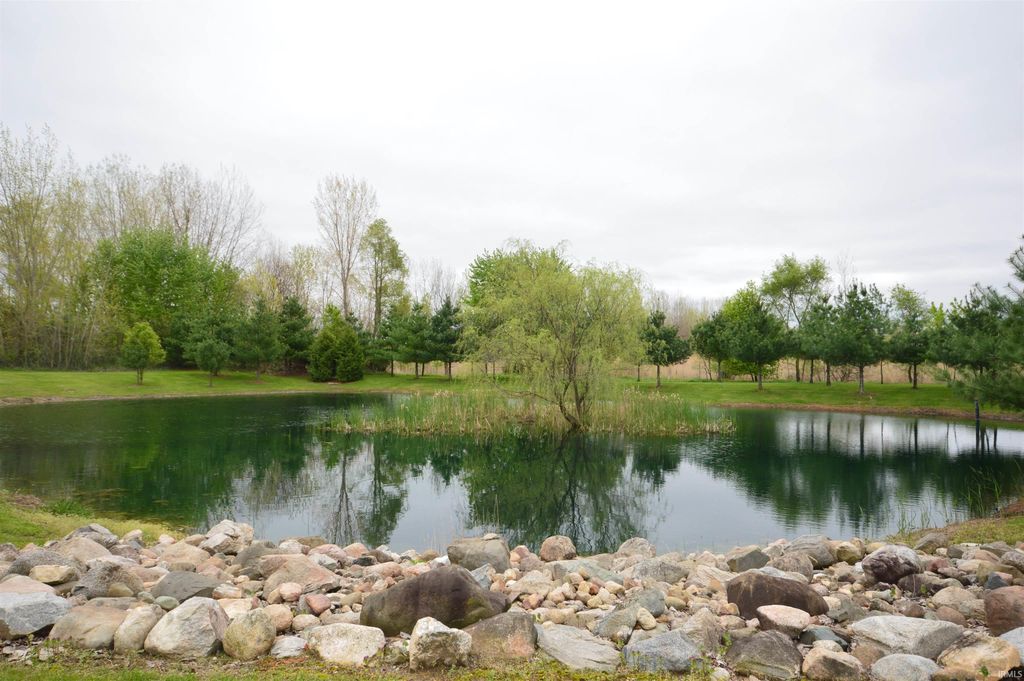 Photo of 8552 E SR 4 Highway, Walkerton, IN 46574 (MLS # 202615328)