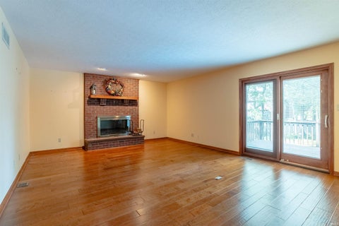 Tiny photo for 1542 Kings Bridge Road, Evansville, IN 47725 (MLS # 202637325)