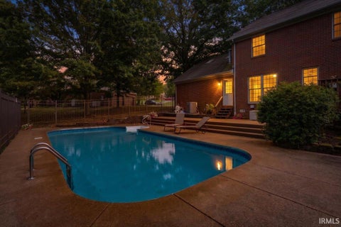 Tiny photo for 1542 Kings Bridge Road, Evansville, IN 47725 (MLS # 202637325)